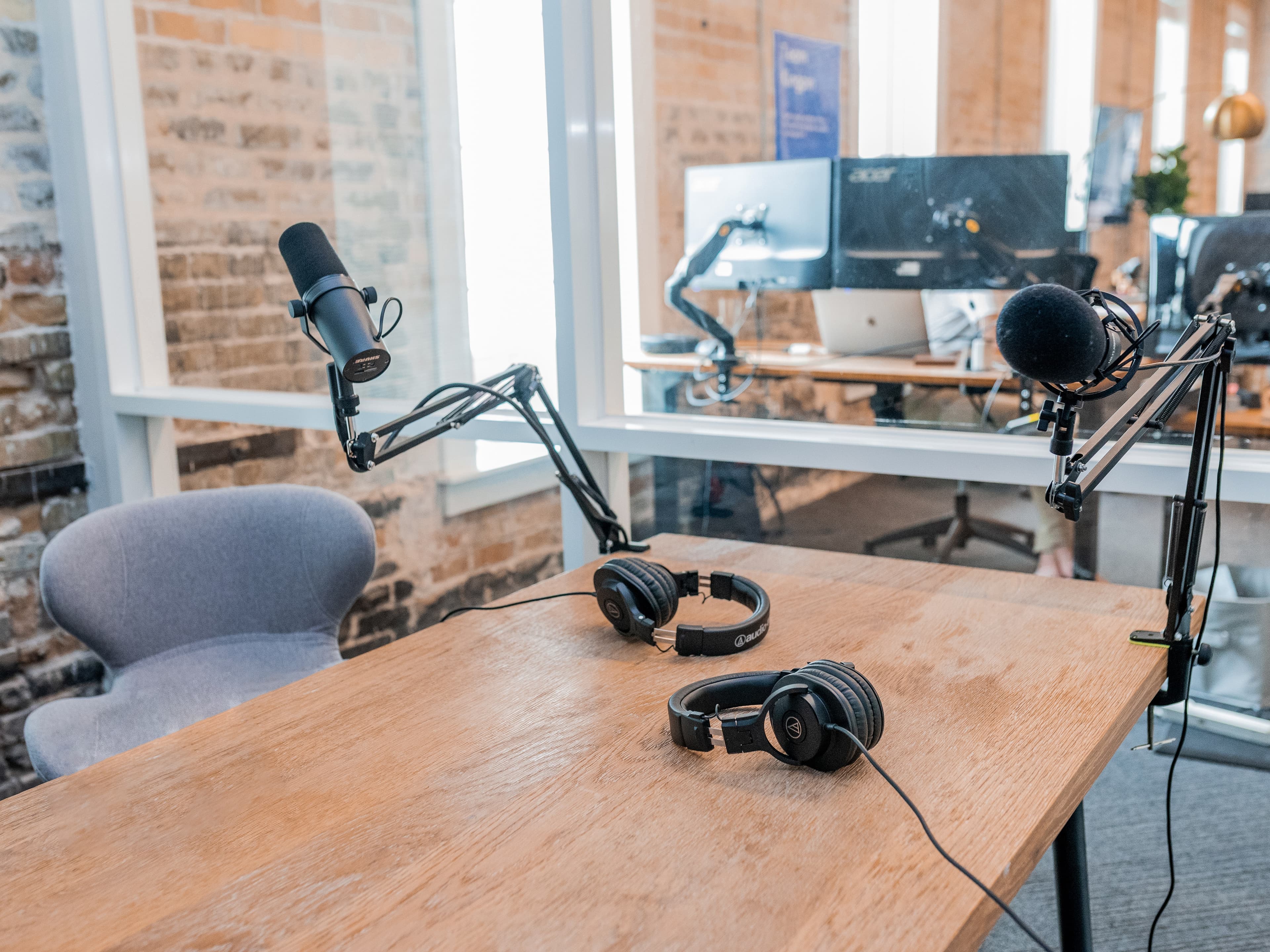 Podcast image from useproof.com